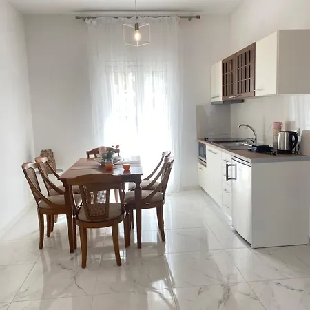 Sole E Mare At Lejlighed *